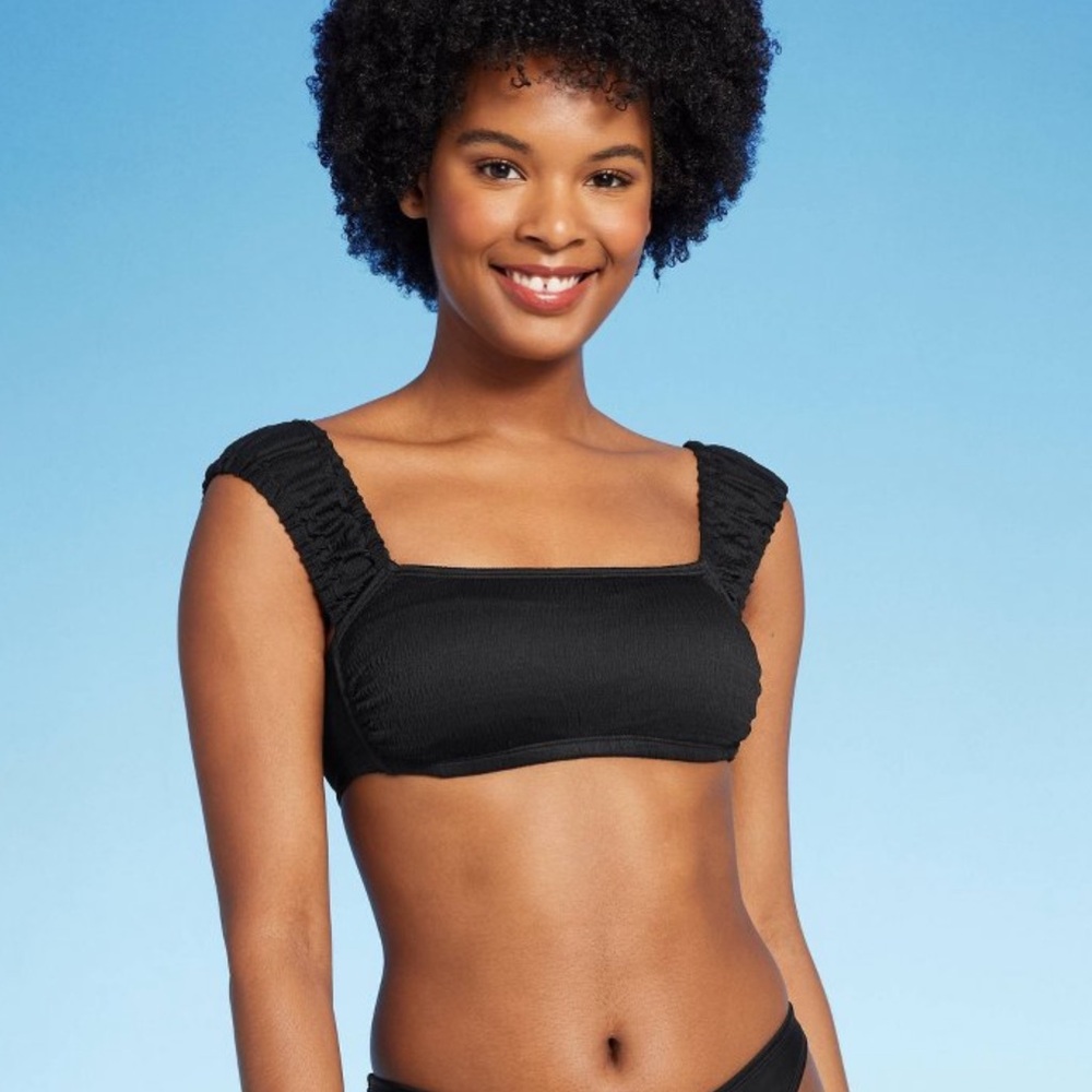 NWT bikini bathing suit top